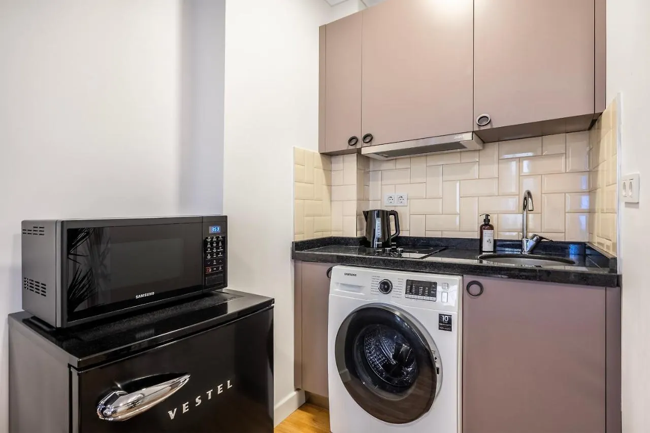 Huge 40Sqm Studio Wac In The Heart Of Cihangir Innv34062 Istanbul 0*,  Turkey