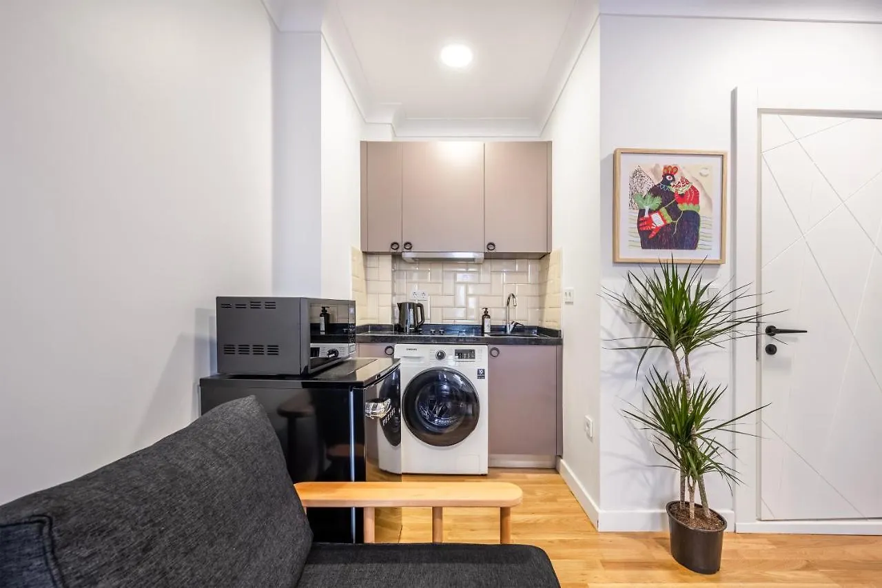 Huge 40Sqm Studio Wac In The Heart Of Cihangir Innv34062 伊斯坦布尔